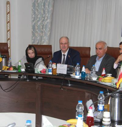 ملاقات سفیر جمهوری بلاروس در جمهوری اسلامی ایران با رئیس اتاق بازرگانی مازندران و جمعی از تجار و فعالان اقتصادی استان